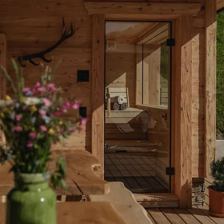 Ferienhaus Schirrmer ميتنوالد